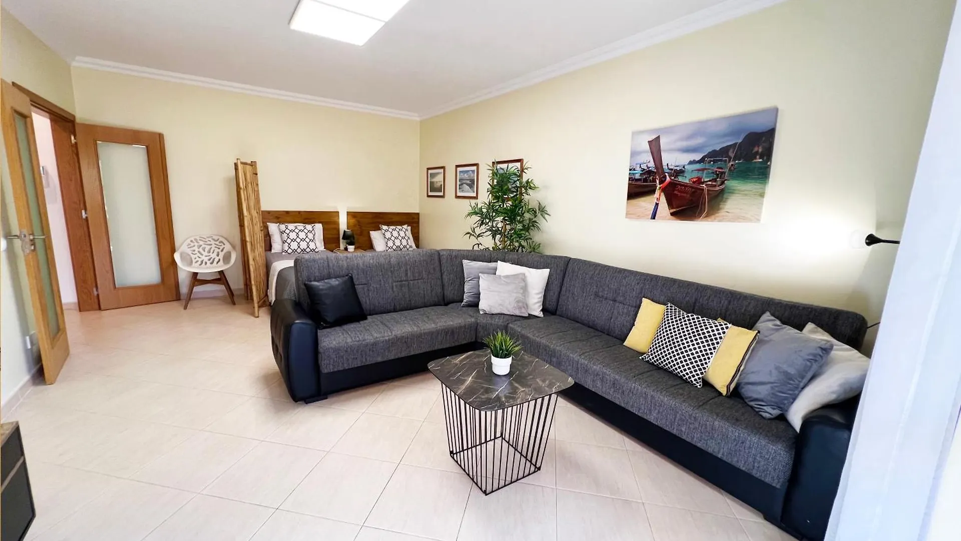 Sun Apartment Lagos 0*,